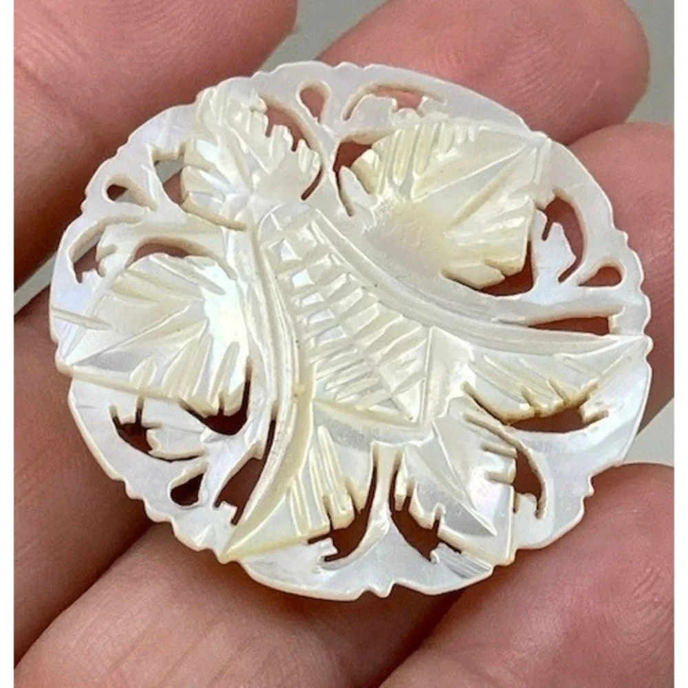 Vintage Intricate Hand Carved Made in Bethlehem Mother of Pearl‎ Star Pin Brooch